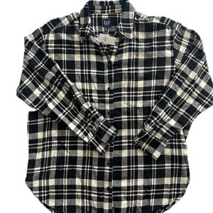 GAP Women’s Black and White Plaid Flannel Shirt, Medium
